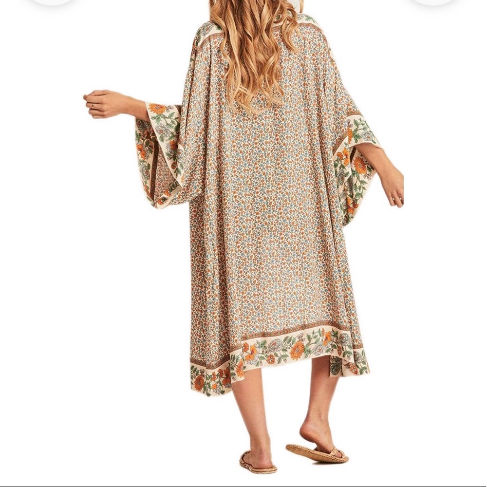 Stunning Bohemia cardigan floral print kimono. - Picture 5 of 7